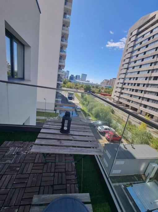 Lovely 1 Bedroom Livingroom Apartment Sector 1 Bucuresti Voluntari Exteriör bild